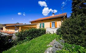 Carmelo House